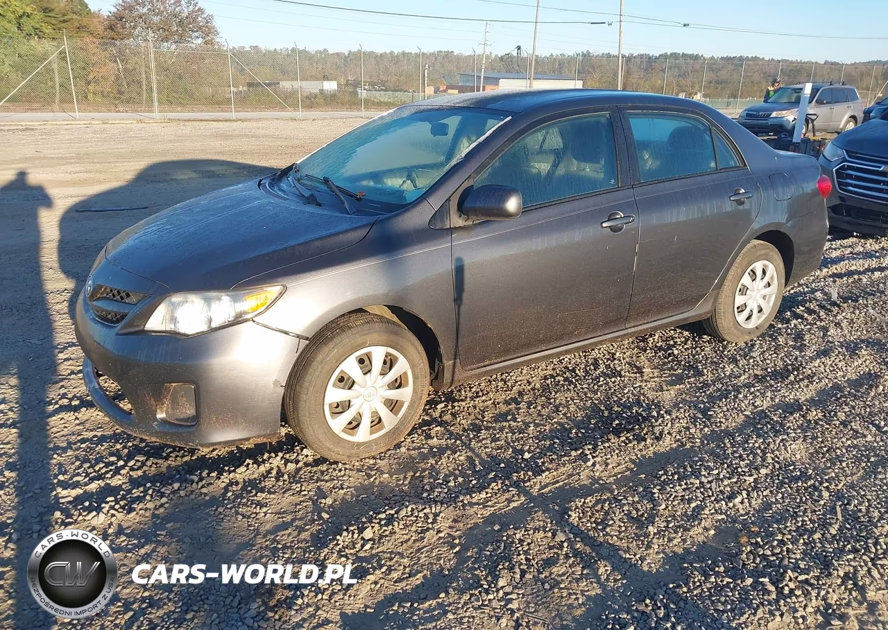 2011 Toyota Corolla Le VIN:2T1BU4EE6BC686627 - 2