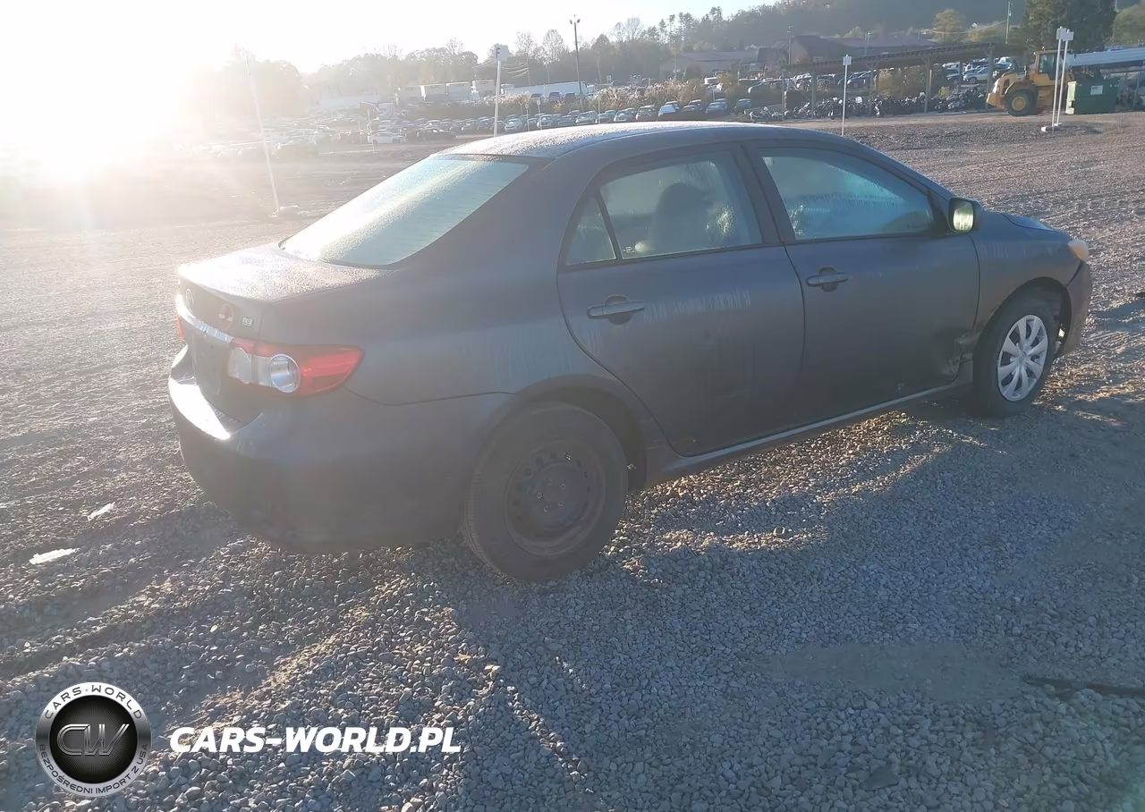 2011 Toyota Corolla Le VIN:2T1BU4EE6BC686627 - 4