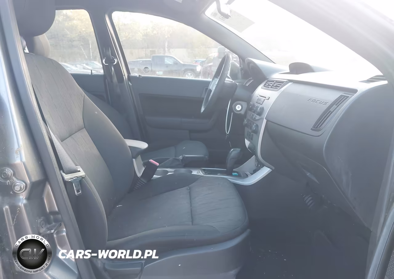 2010 Ford Focus Se VIN:1FAHP3FNXAW179574 - 5