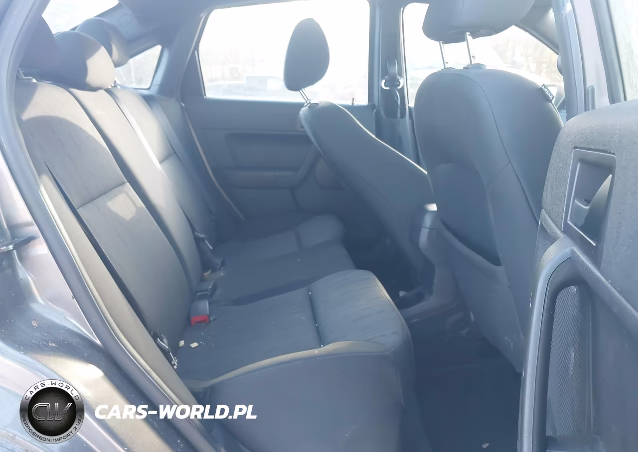 2010 Ford Focus Se VIN:1FAHP3FNXAW179574 - 8