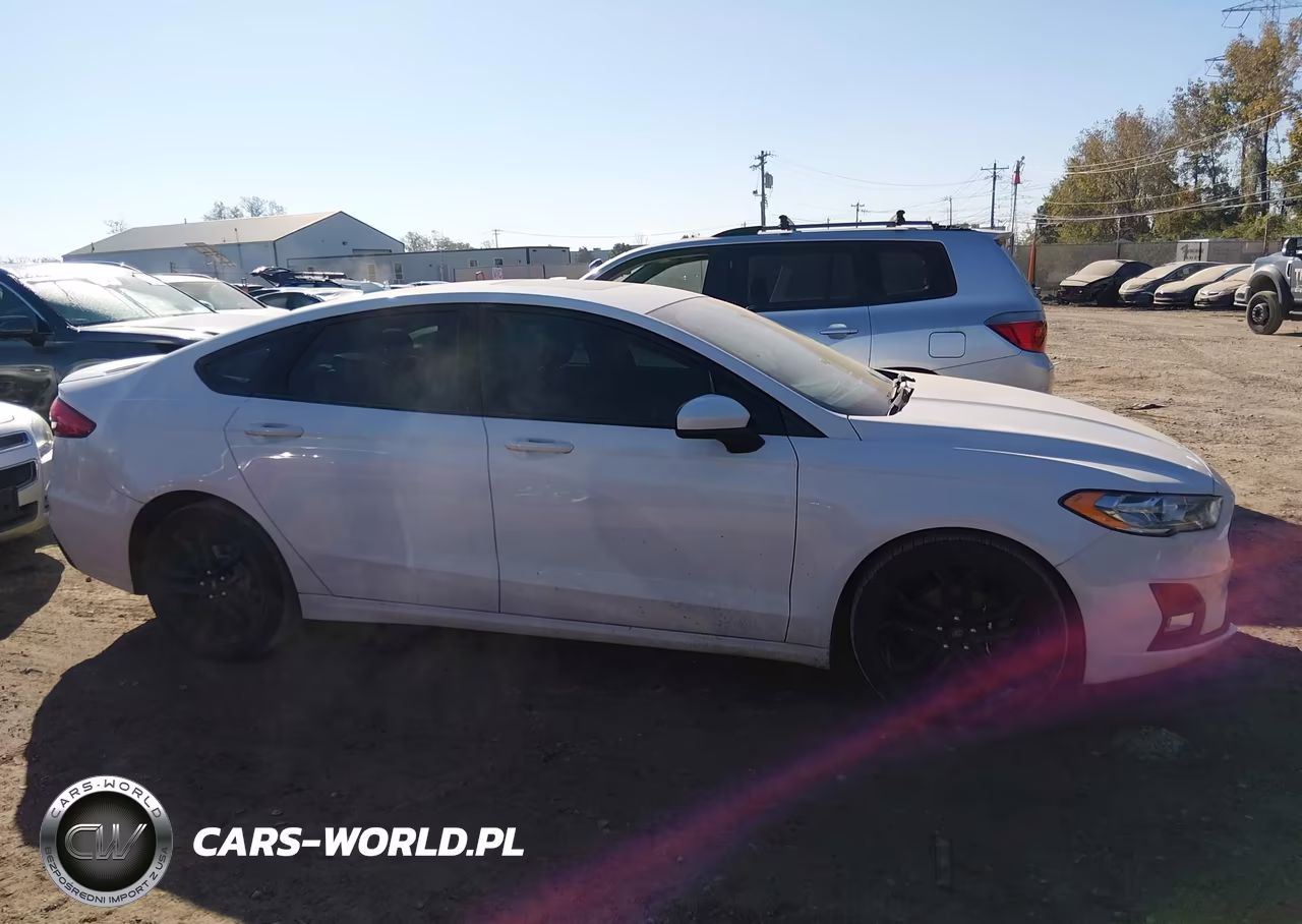 2019 Ford Fusion Se VIN:3FA6P0HD9KR249452 - 13