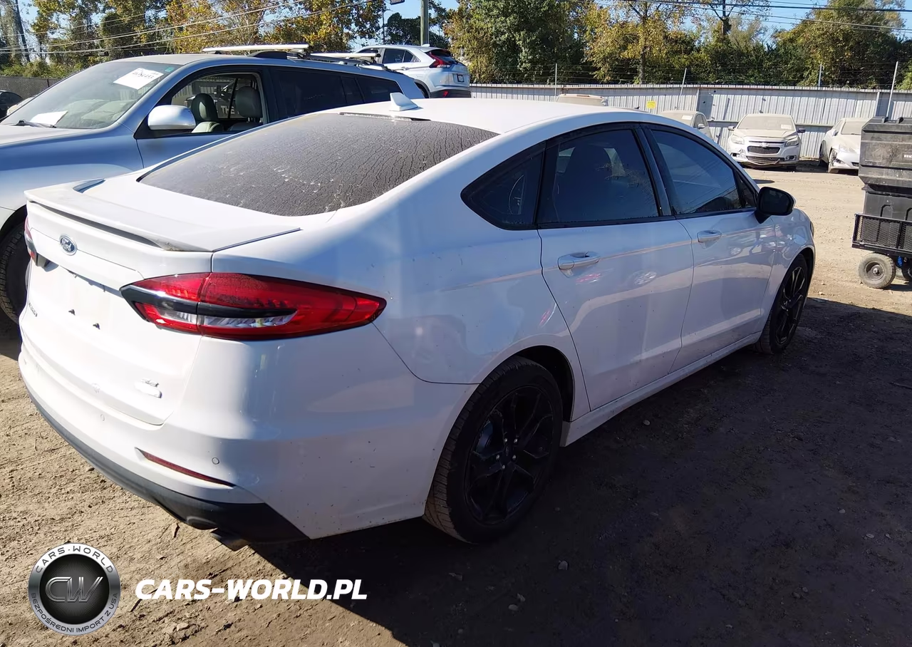2019 Ford Fusion Se VIN:3FA6P0HD9KR249452 - 4