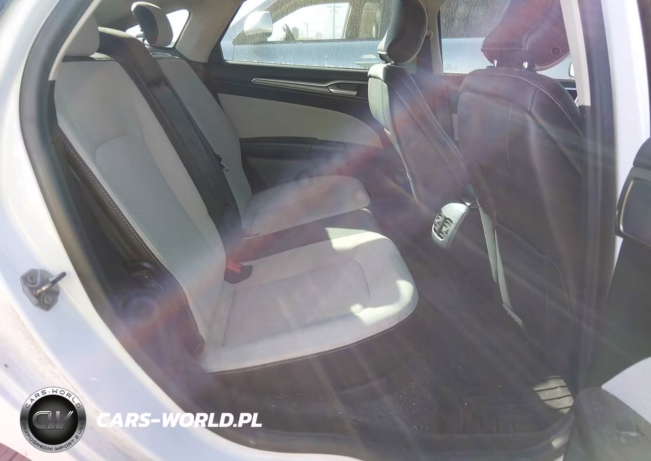 2019 Ford Fusion Se VIN:3FA6P0HD9KR249452 - 8