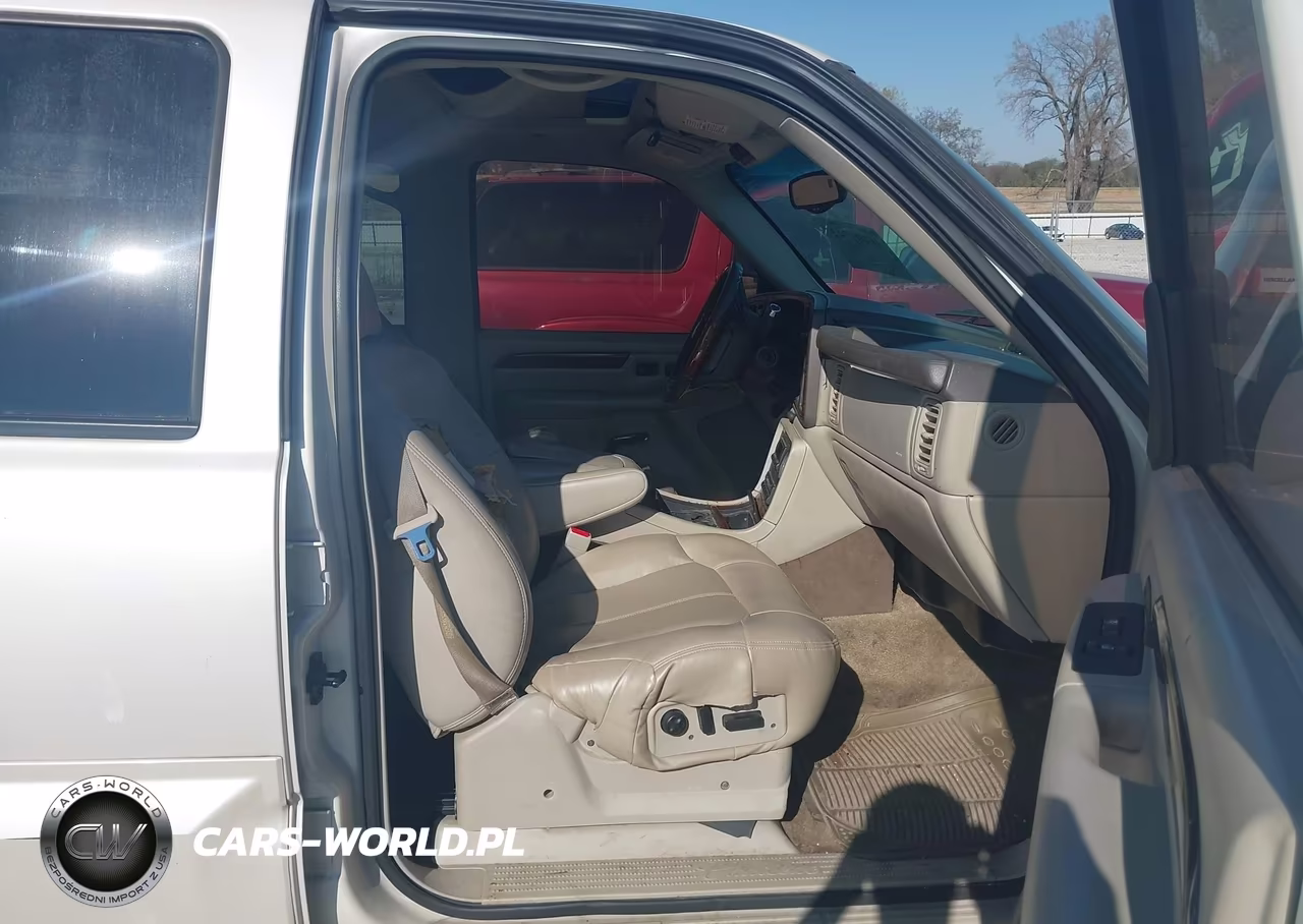 2002 Cadillac Escalade Standard VIN:1GYEK63NX2R150314 - 5