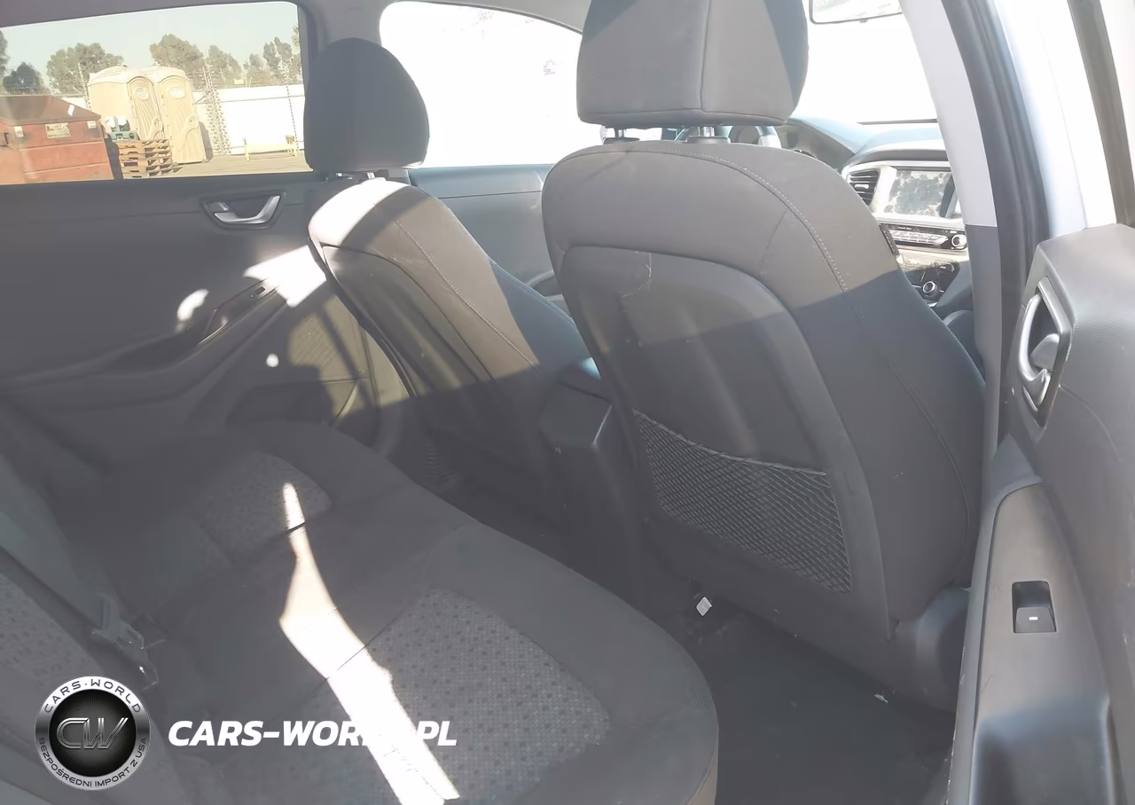 2017 Hyundai Ioniq Hybrid Sel VIN:KMHC75LC1HU049607 - 8
