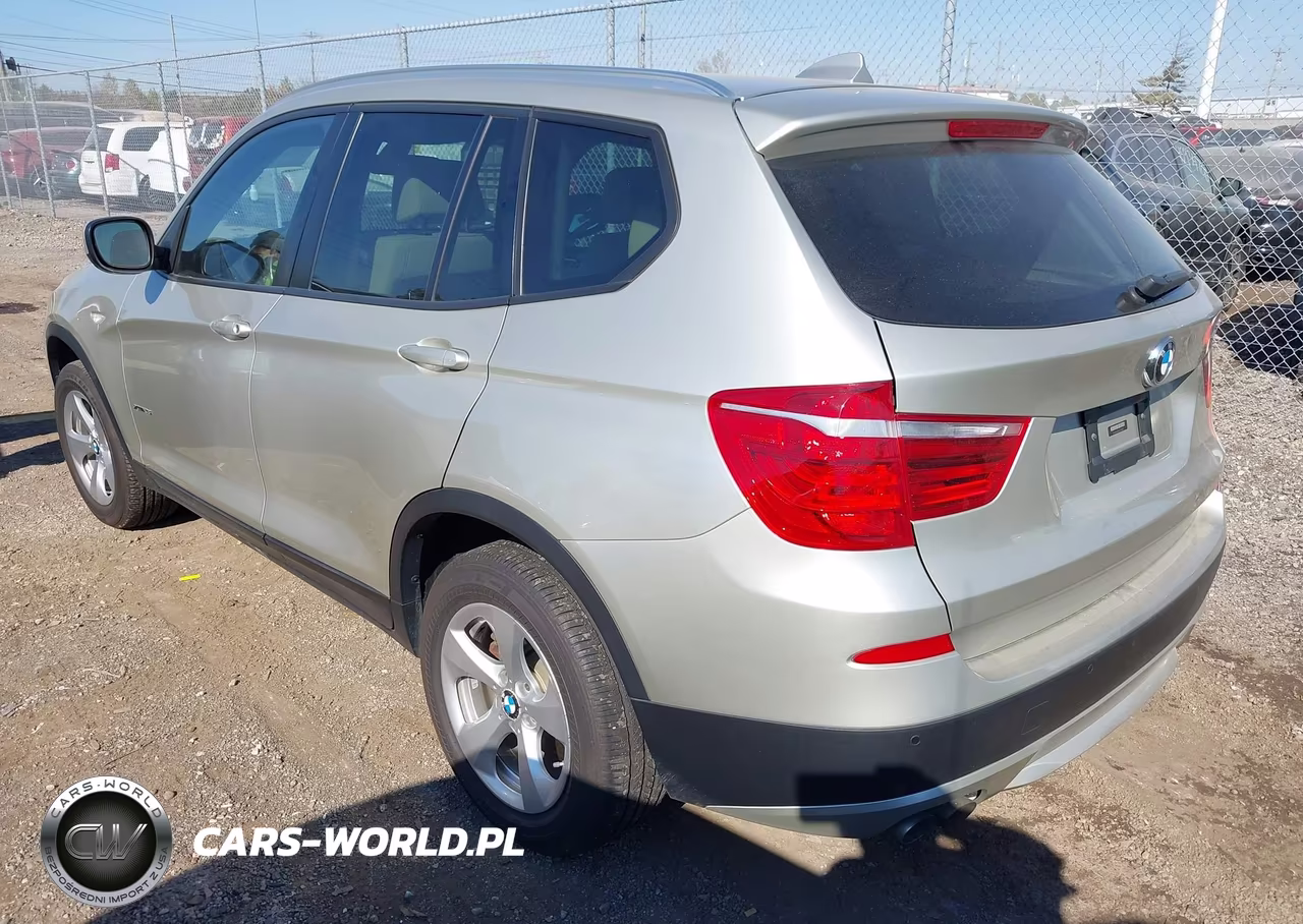 2012 BMW X3 xDrive28I VIN:5UXWX5C5XCL725830 - 3