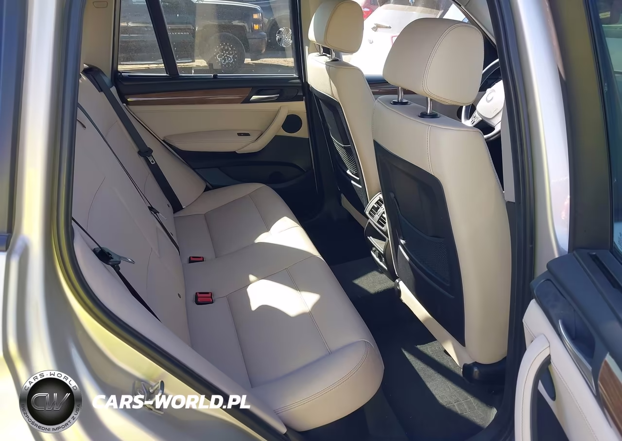 2012 BMW X3 xDrive28I VIN:5UXWX5C5XCL725830 - 8