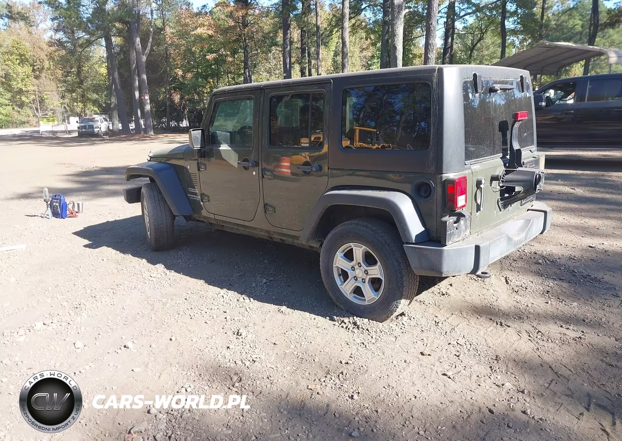 2016 Jeep Wrangler Unlimited Sport VIN:1C4HJWDG8GL142602 - 3