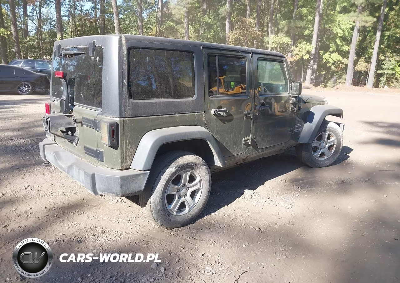 2016 Jeep Wrangler Unlimited Sport VIN:1C4HJWDG8GL142602 - 4