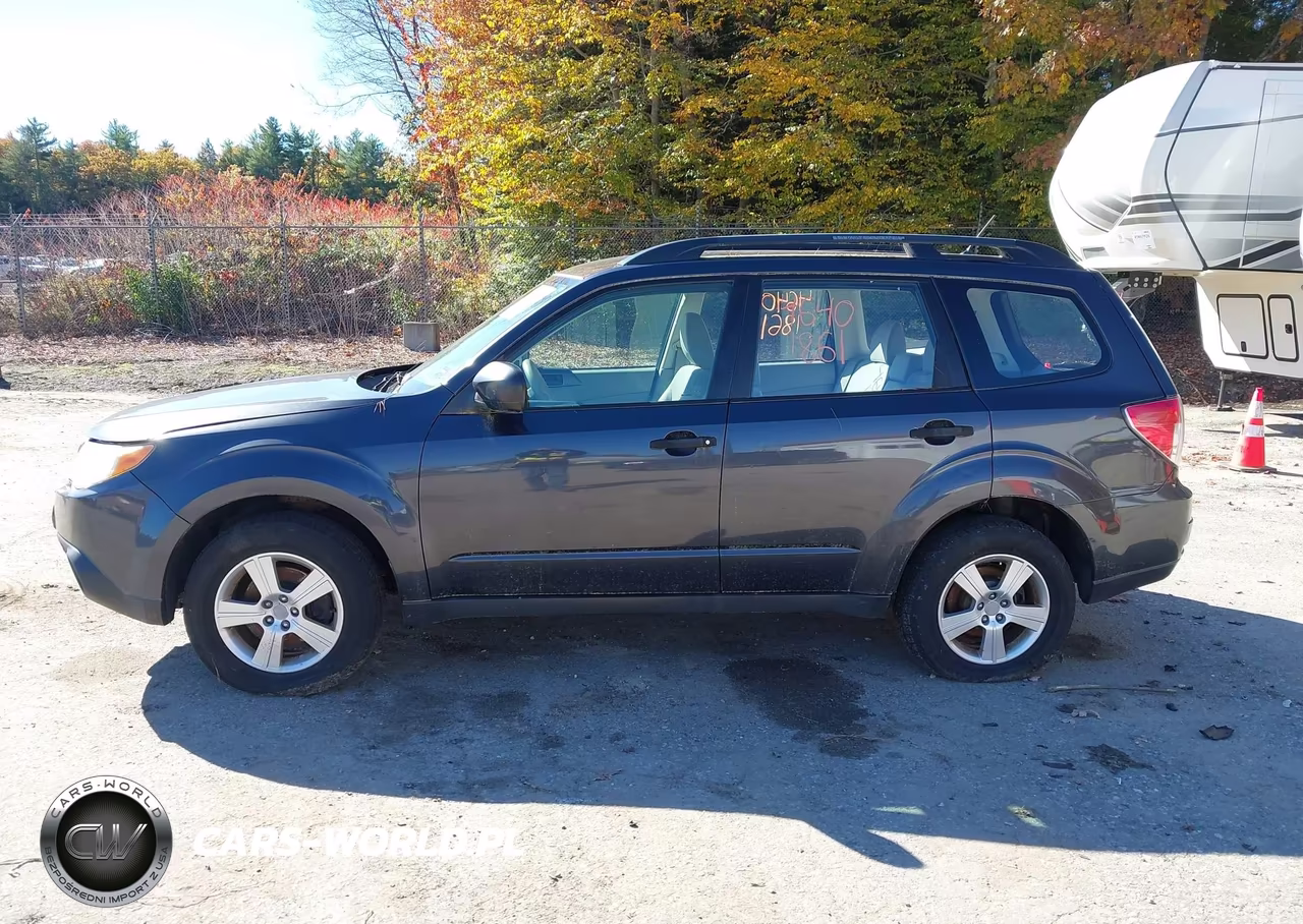 2011 Subaru Outback 2.5I Premium VIN:4S4BRBCC4B3390565 - 12