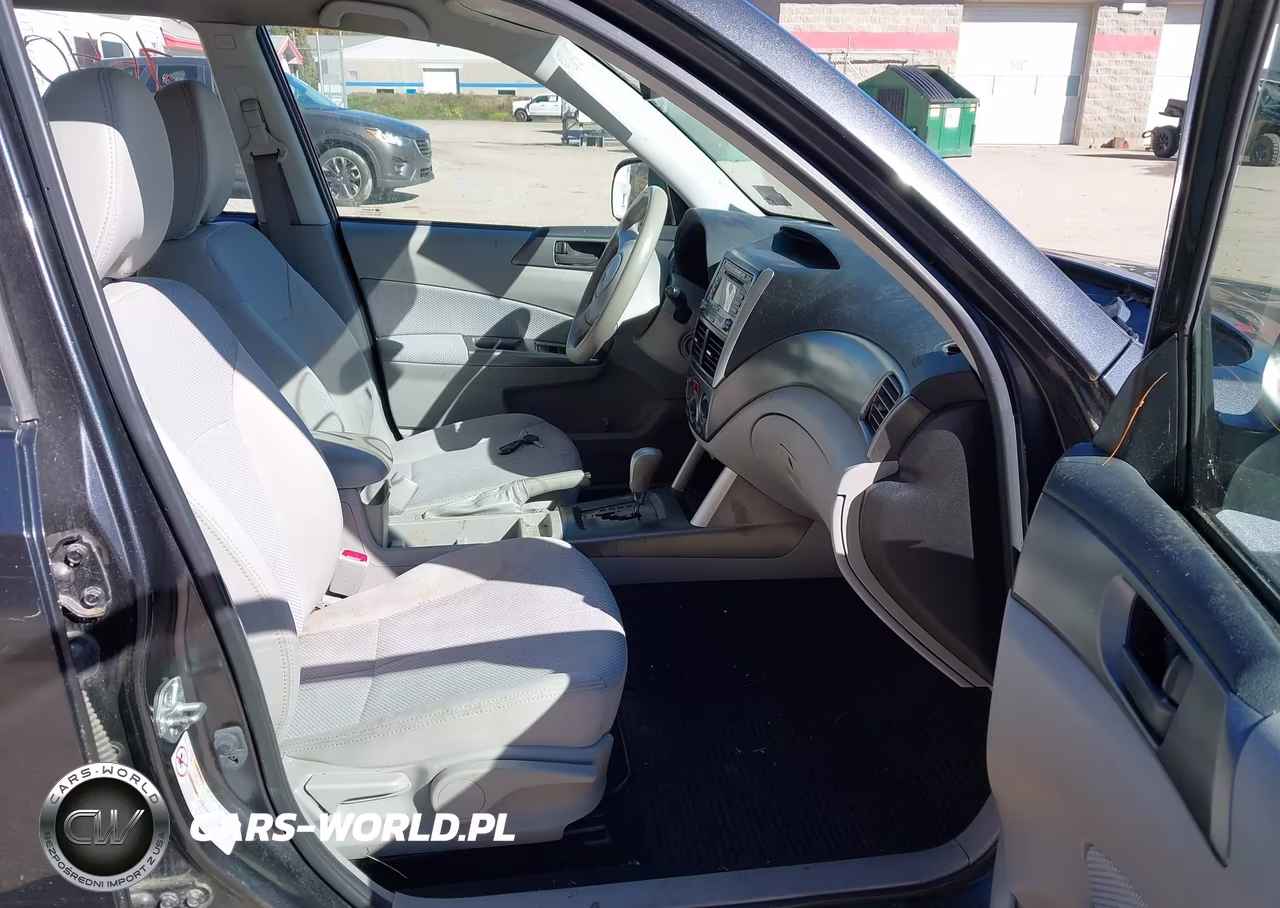 2011 Subaru Outback 2.5I Premium VIN:4S4BRBCC4B3390565 - 5