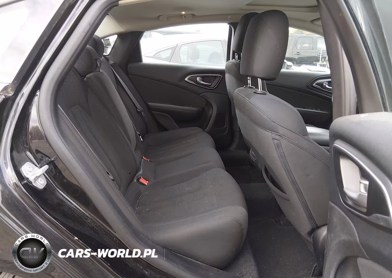 2016 Chrysler 200 Limited VIN:1C3CCCAB5GN102014 - 8