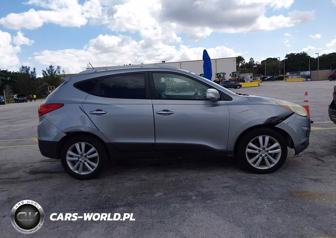 2010 Hyundai Tucson Limited VIN:KM8JU3ACXAU018157 - 6