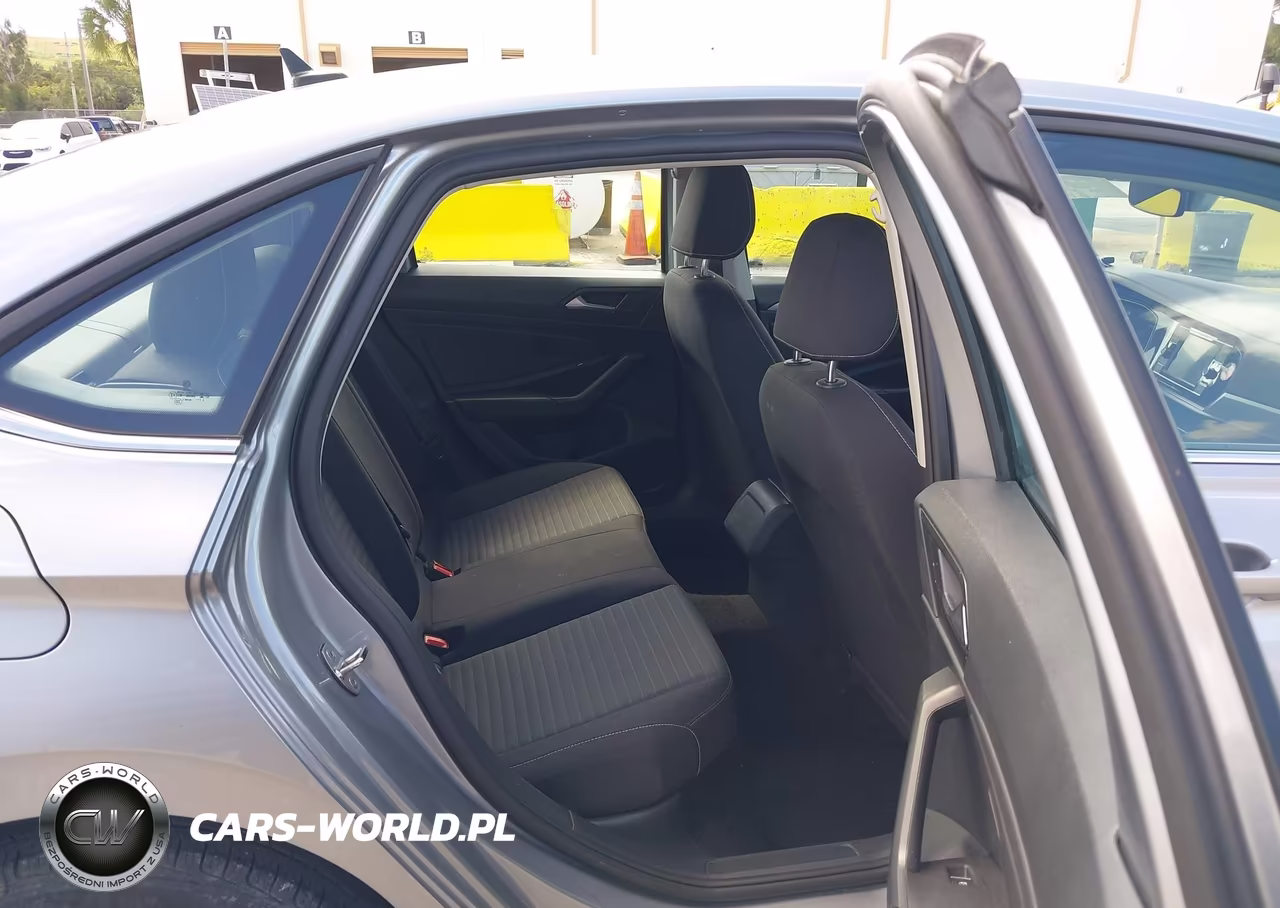 2024 Volkswagen Jetta 1.5T S VIN:3VW5M7BU7RM093139 - 8