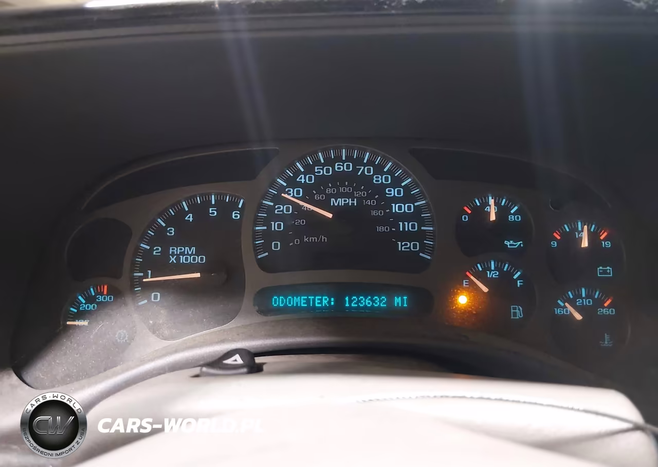 2005 GMC Yukon Denali VIN:1GKEK63U15J242805 - 7