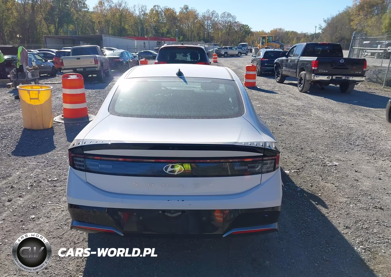 2025 Hyundai Sonata Sel VIN:KMHL64JA9SA460728 - 16