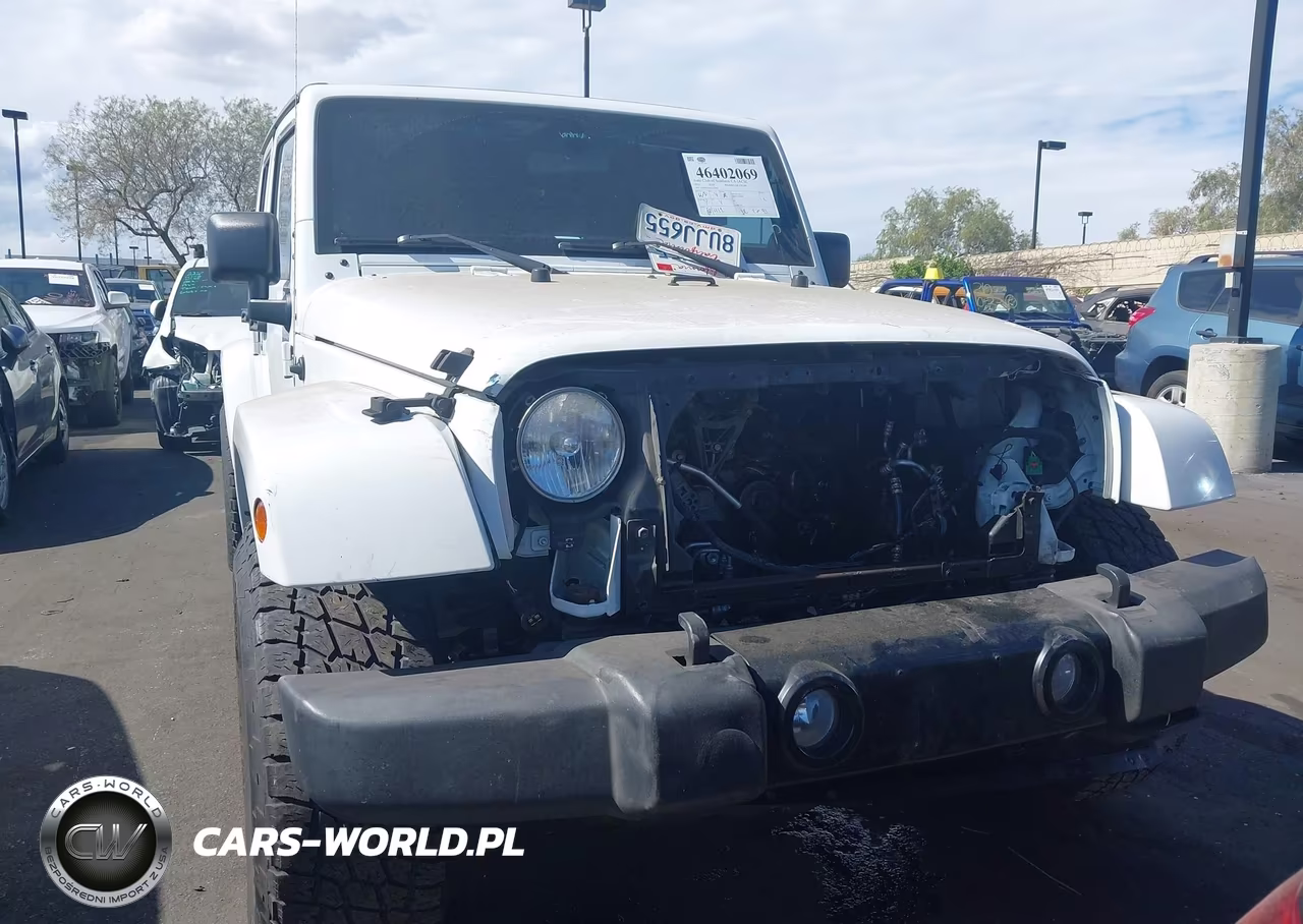 2012 Jeep Wrangler Unlimited Sahara VIN:1C4HJWEG8CL132886 - 13