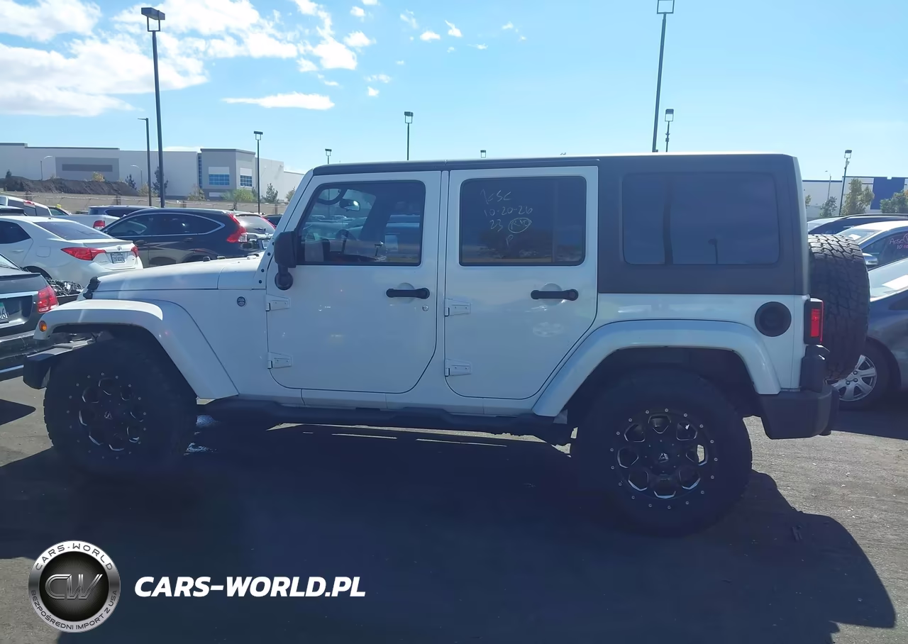 2012 Jeep Wrangler Unlimited Sahara VIN:1C4HJWEG8CL132886 - 15