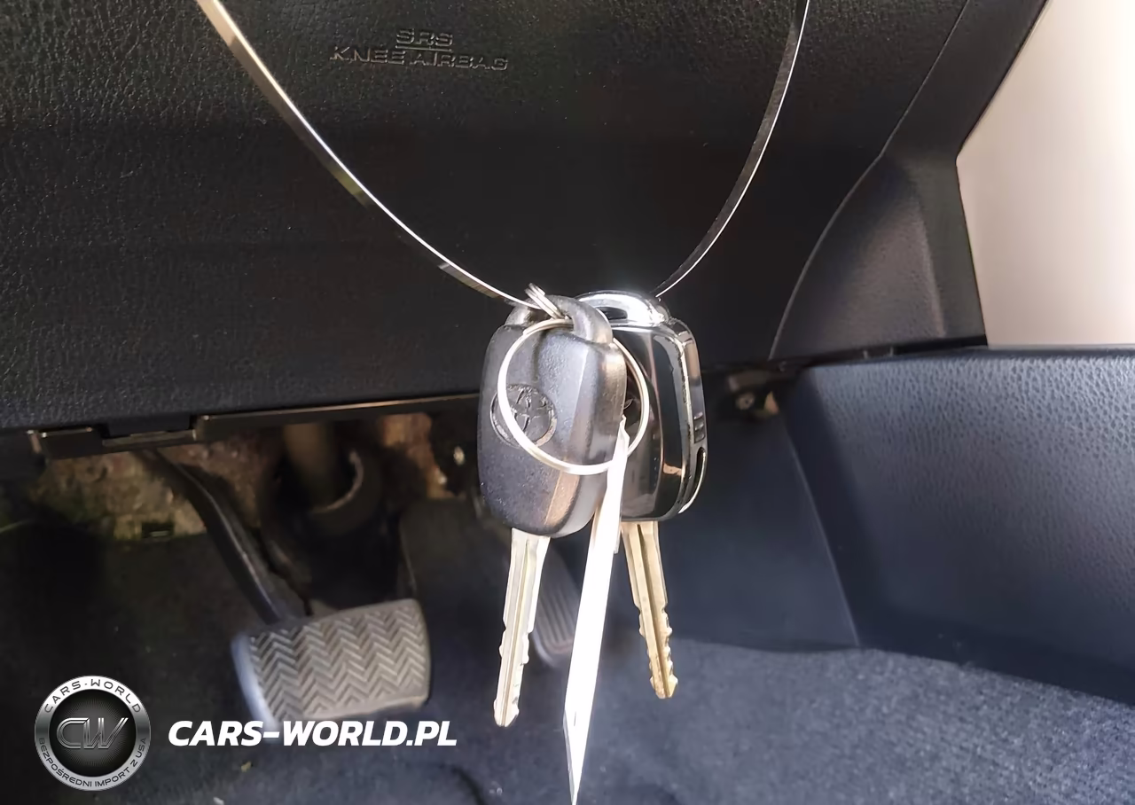 2017 Toyota Rav4 Xle VIN:JTMRFREV8HJ705472 - 11