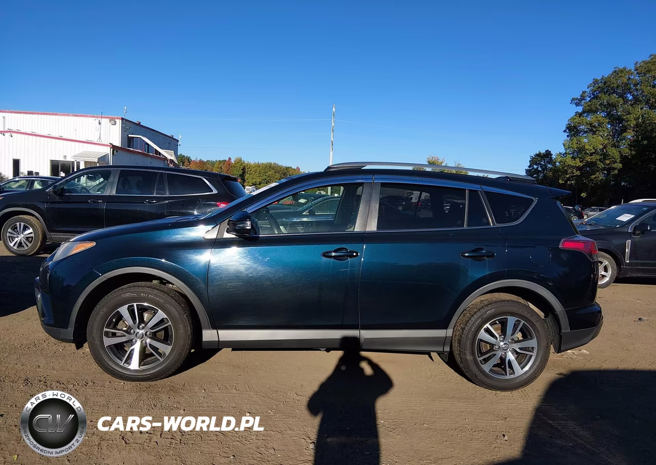 2017 Toyota Rav4 Xle VIN:JTMRFREV8HJ705472 - 14