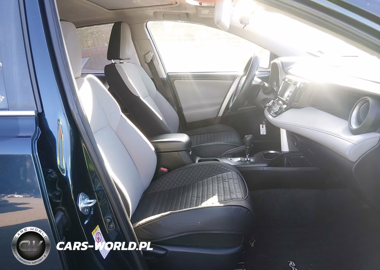 2017 Toyota Rav4 Xle VIN:JTMRFREV8HJ705472 - 5