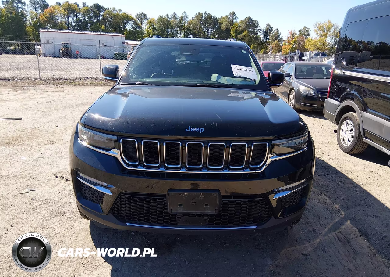 2024 Jeep Grand Cherokee 4Xe VIN:1C4RJYB63RC116406 - 12