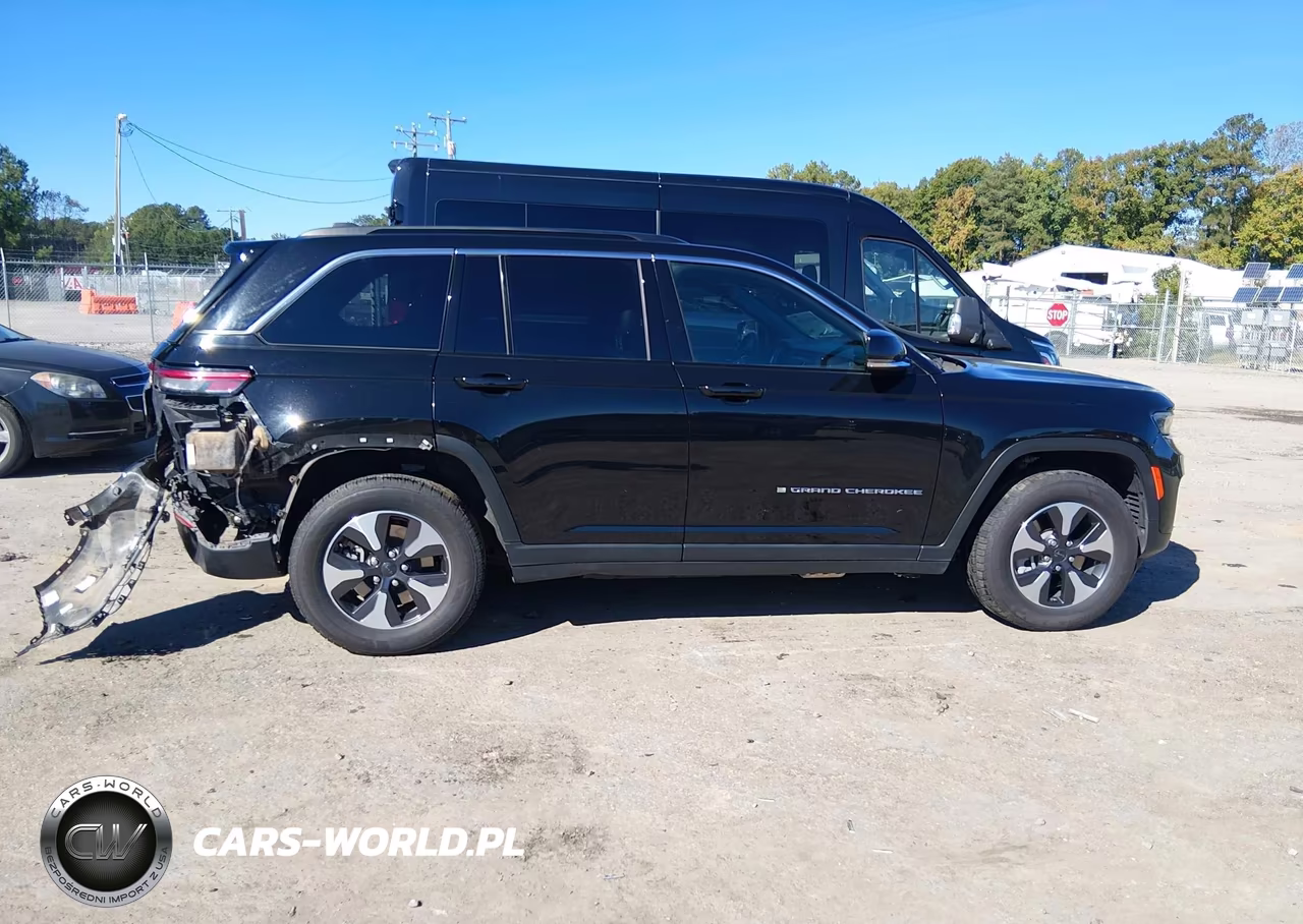 2024 Jeep Grand Cherokee 4Xe VIN:1C4RJYB63RC116406 - 13