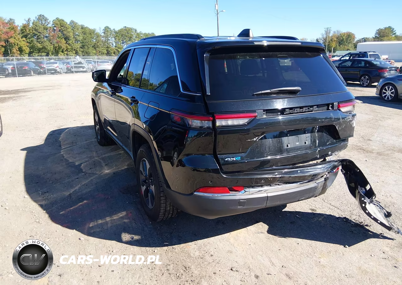 2024 Jeep Grand Cherokee 4Xe VIN:1C4RJYB63RC116406 - 3