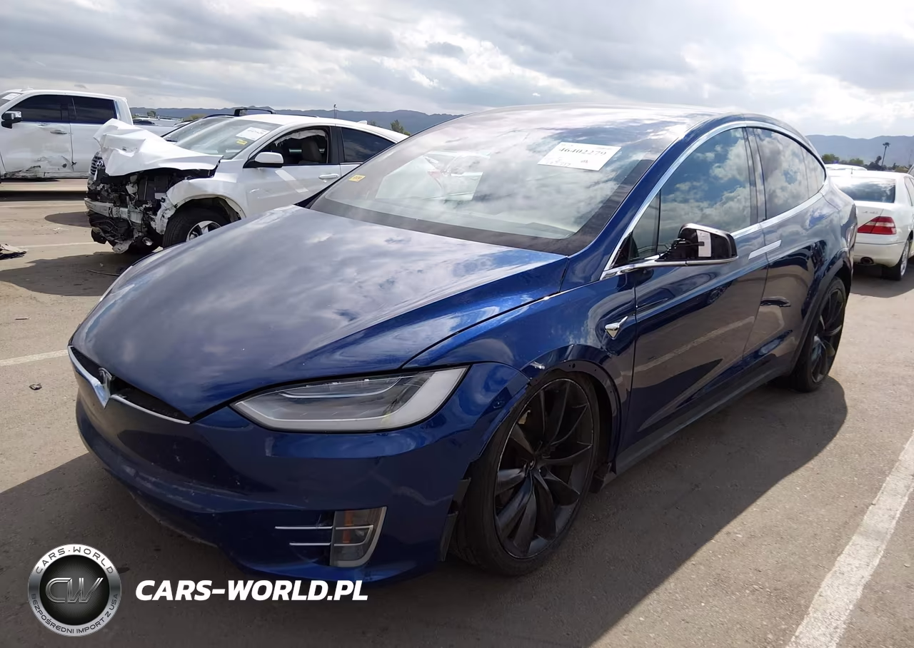 2020 Tesla Model X Long Range Dual Motor All-Wheel Drive-Long Range Plus Dual Motor All-Wheel Drive VIN:5YJXCAE25LF303240 - 2