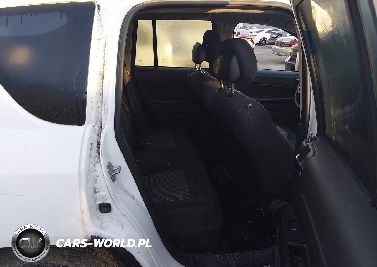 2014 Jeep Compass Sport VIN:1C4NJCBA5ED881711 - 8