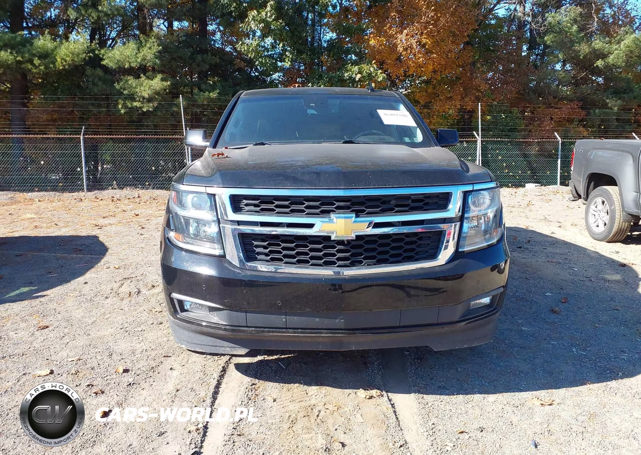 2015 Chevrolet Tahoe Lt VIN:1GNSKBKCXFR681978 - 13