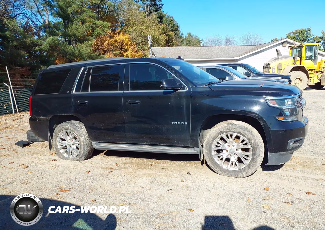 2015 Chevrolet Tahoe Lt VIN:1GNSKBKCXFR681978 - 14
