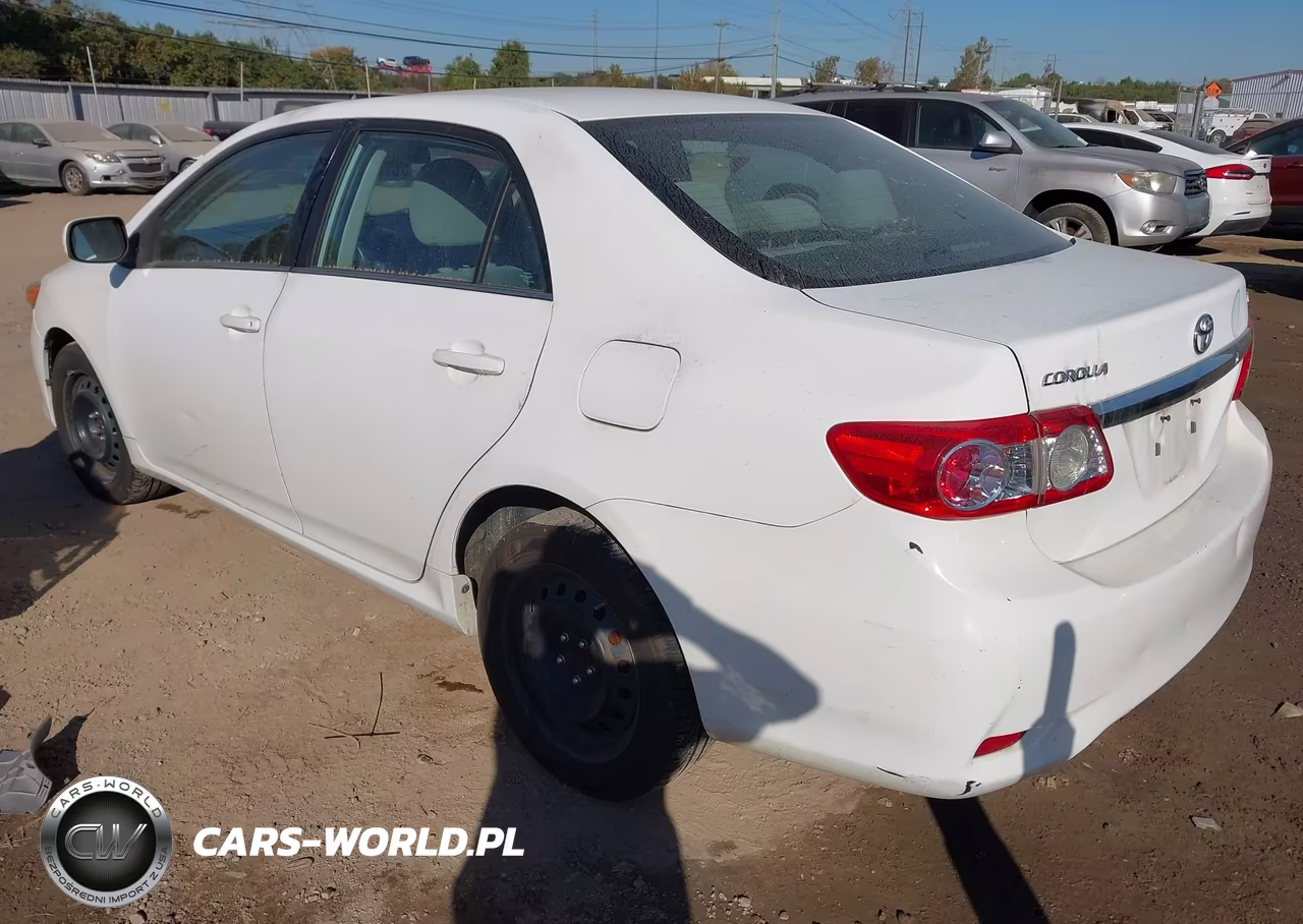 2013 Toyota Corolla Le VIN:2T1BU4EE7DC029659 - 3