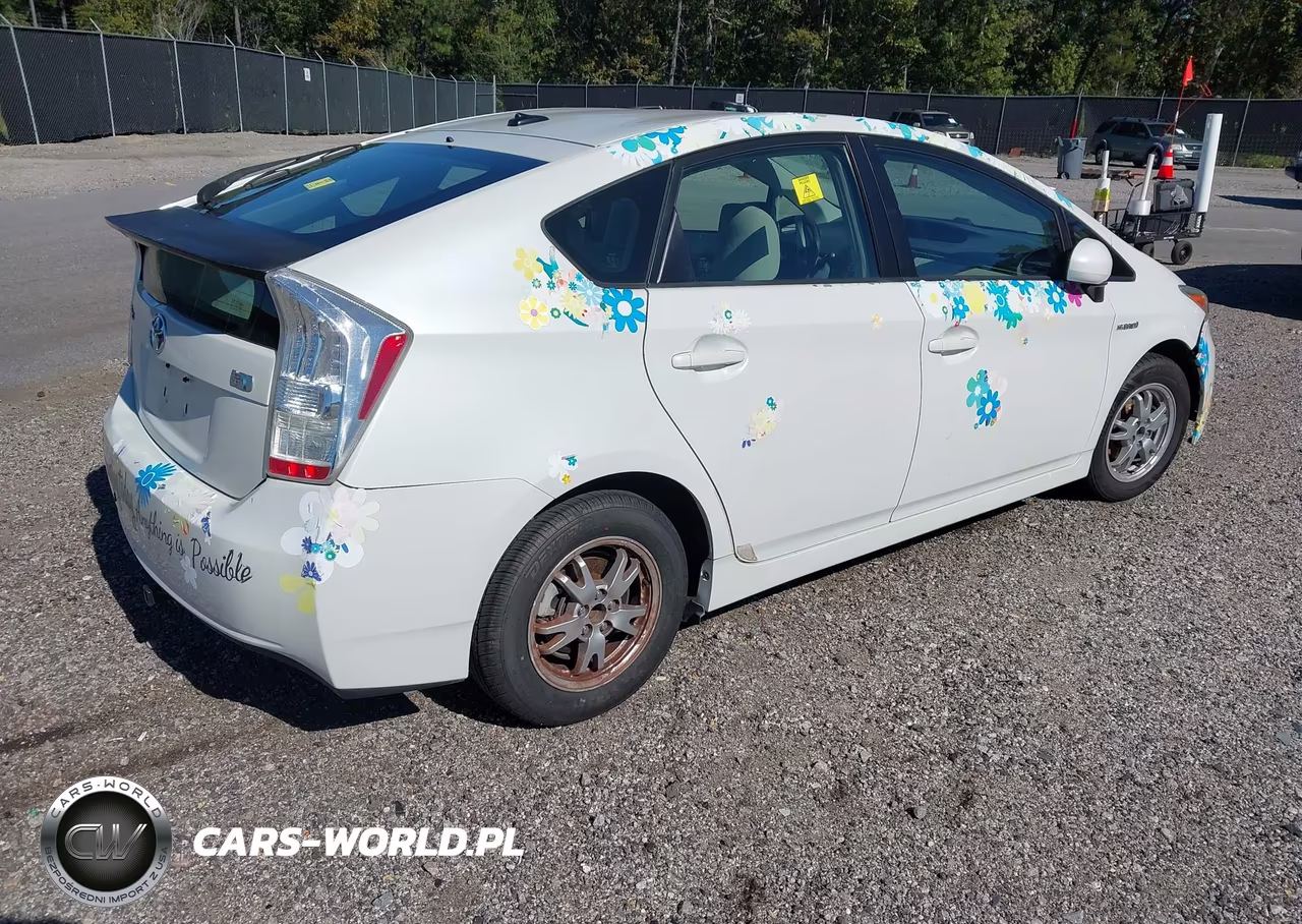 2010 Toyota Prius Ii VIN:JTDKN3DU4A0064357 - 4