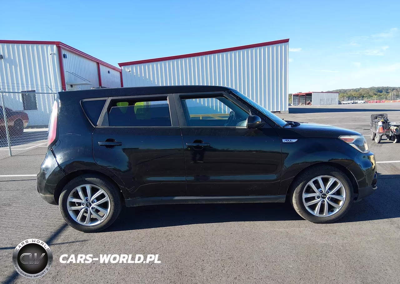 2018 Kia Soul + VIN:KNDJP3A50J7508568 - 13