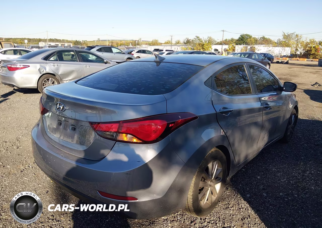 2015 Hyundai Elantra Se VIN:5NPDH4AEXFH631913 - 4