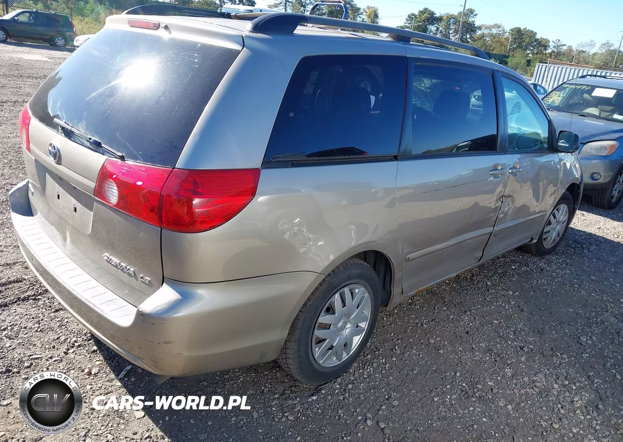2006 Toyota Sienna Le VIN:5TDZA23C76S456377 - 4
