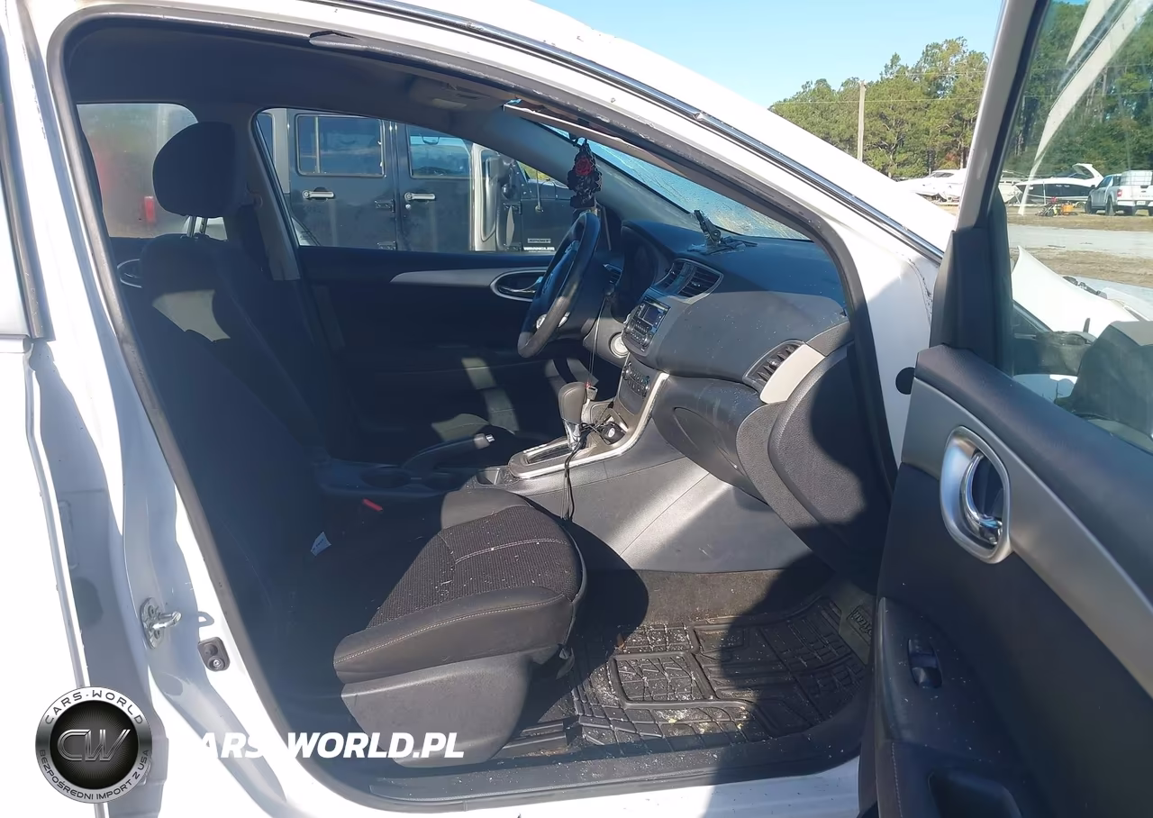 2015 Nissan Sentra VIN:3N1AB7AP8FY240661 - 5