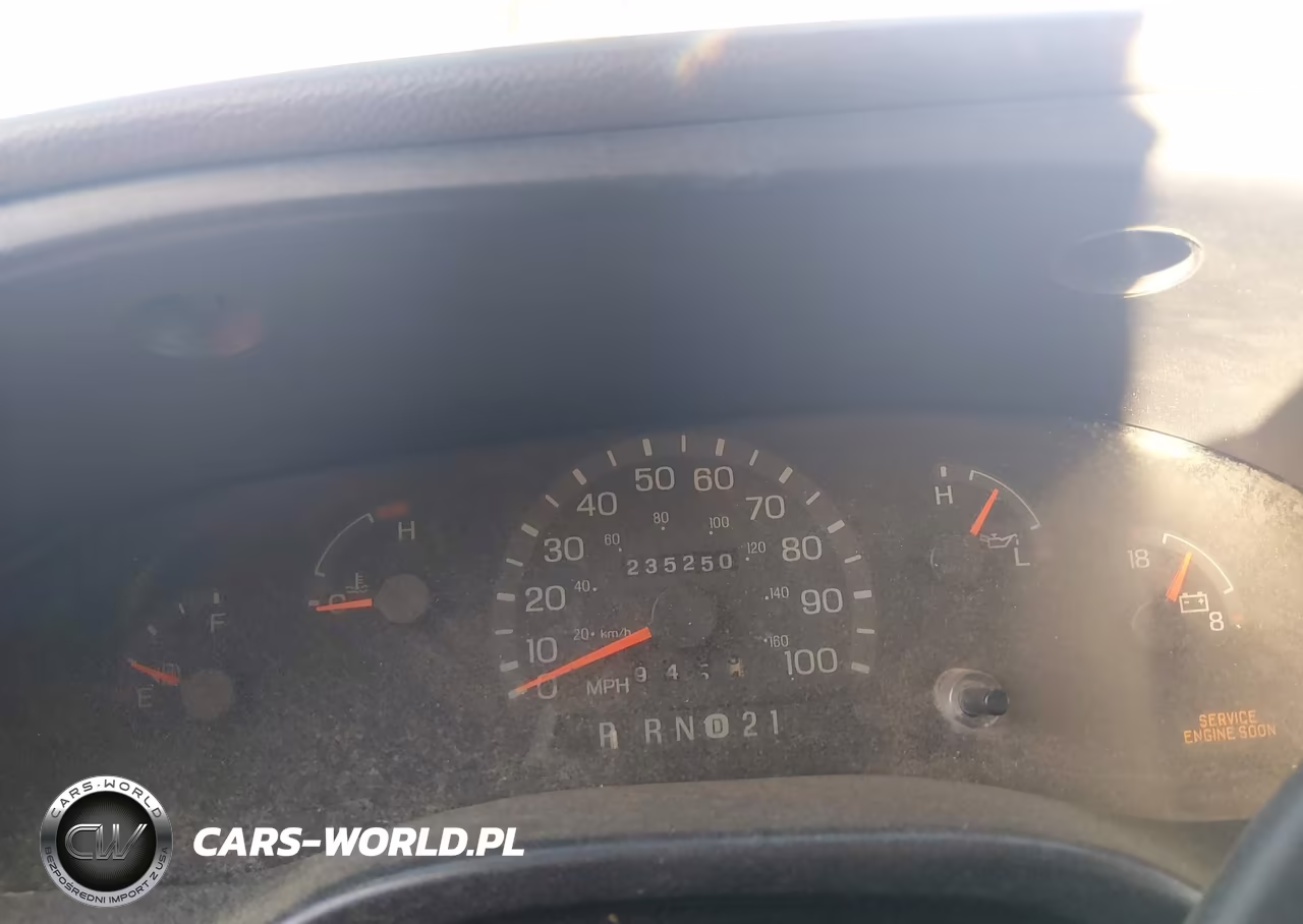 1999 Ford E-150 Commercial-Recreational VIN:1FTRE1428XHB53358 - 7