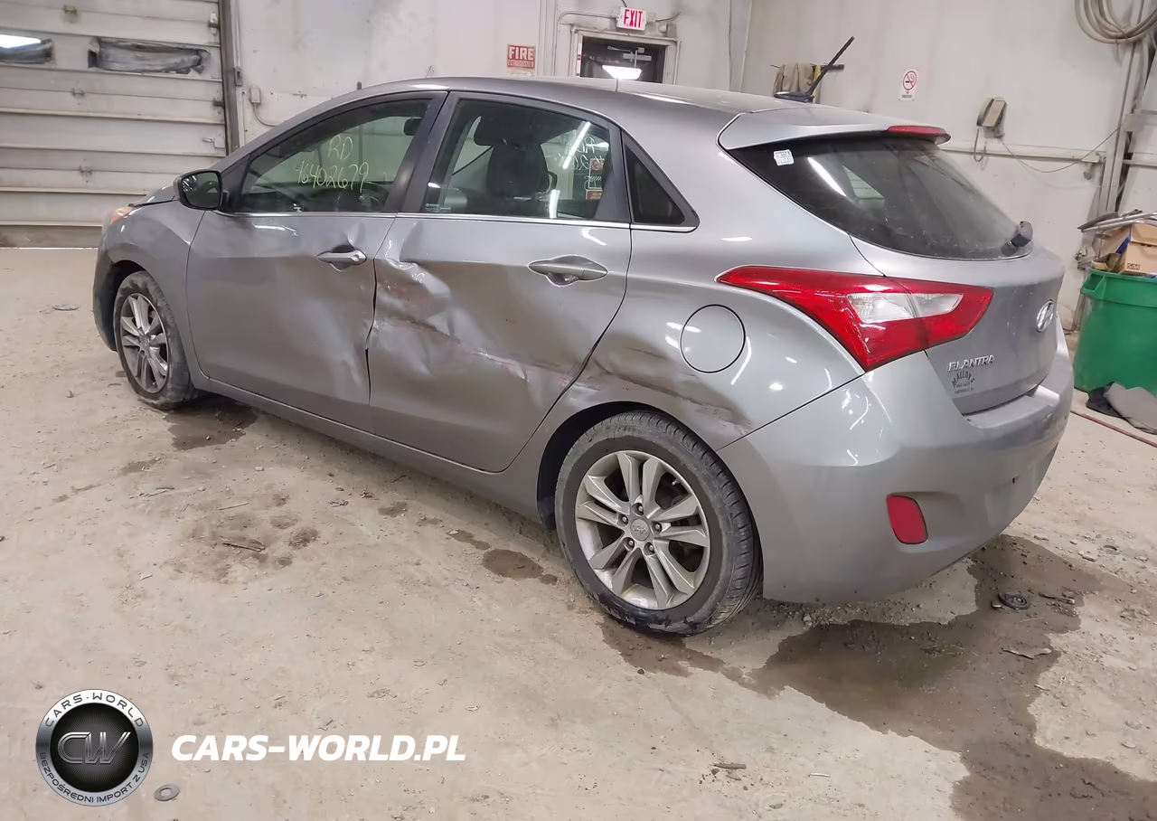 2015 Hyundai Elantra Gt VIN:KMHD35LH2FU247735 - 3
