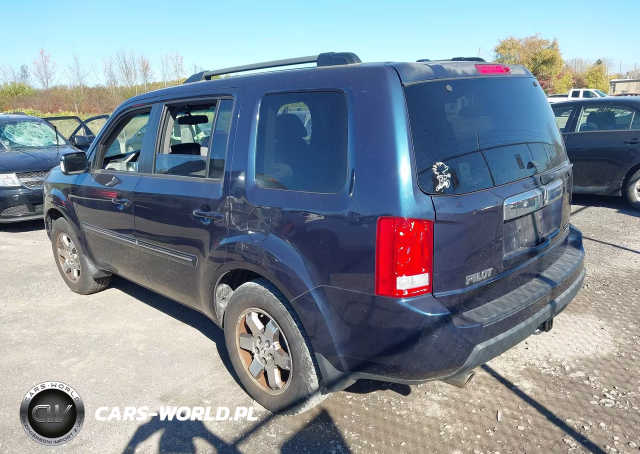 2010 Honda Pilot Touring VIN:5FNYF4H86AB017620 - 3