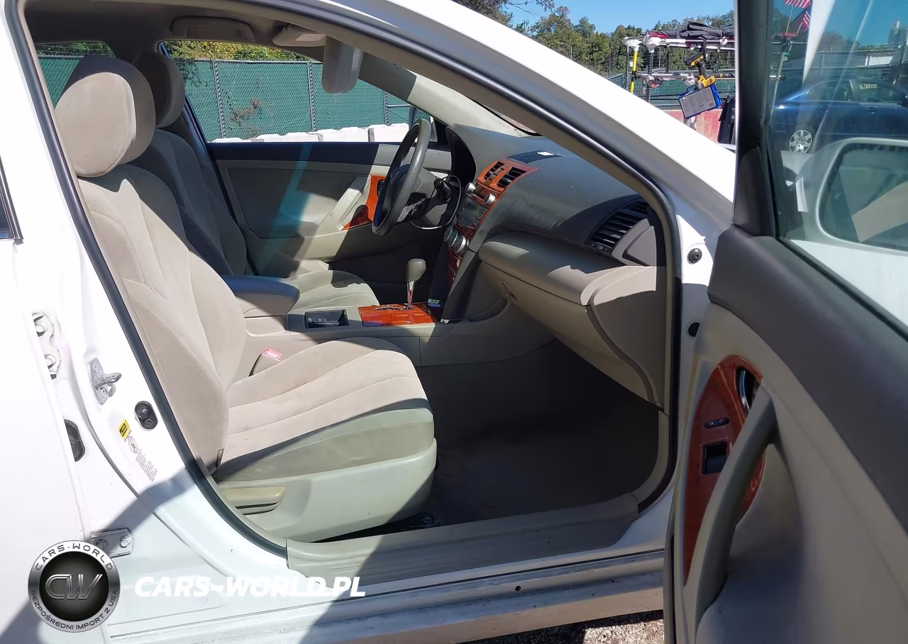 2009 Toyota Camry Le VIN:4T1BE46K89U831158 - 5