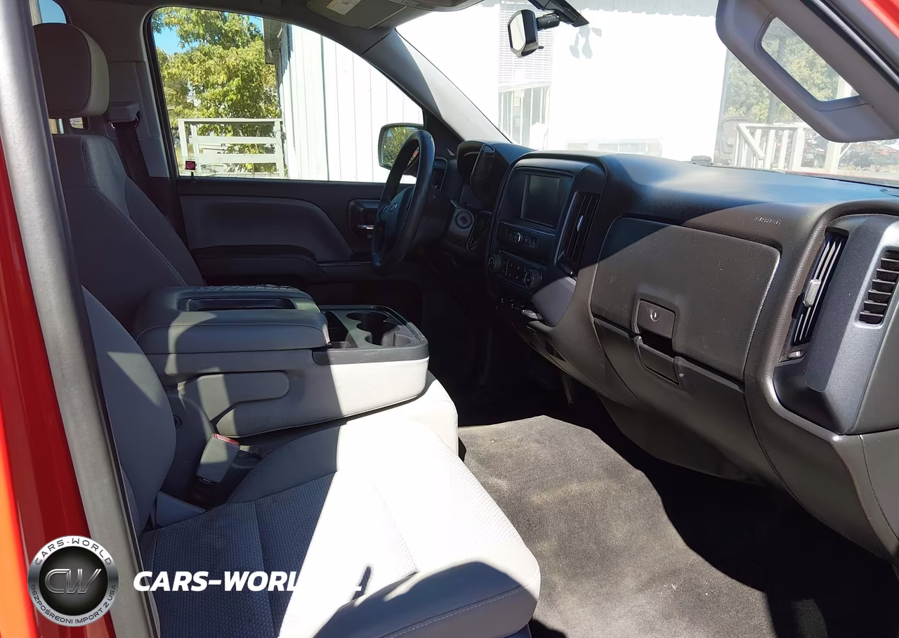 2018 Chevrolet Silverado C1500 Custom VIN:3GCPCPEH7JG248174 - 5