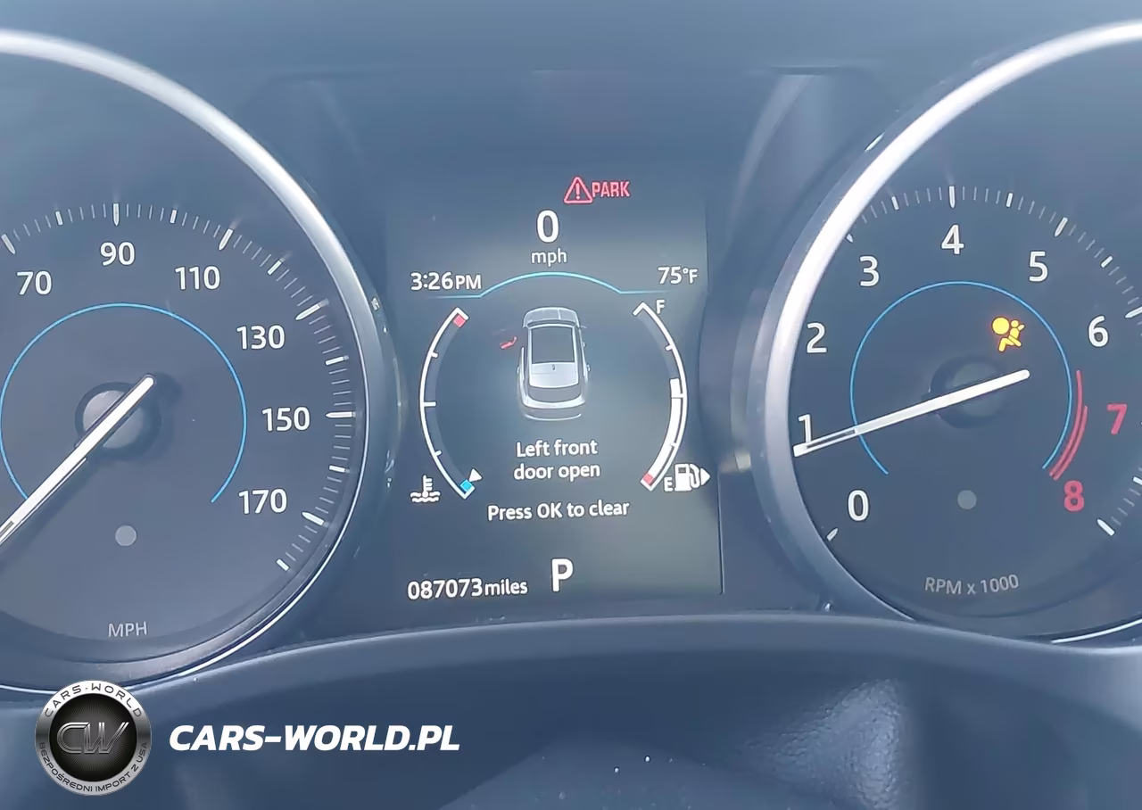 2018 Jaguar F-Pace 25T Premium VIN:SADCJ2FX1JA255105 - 15