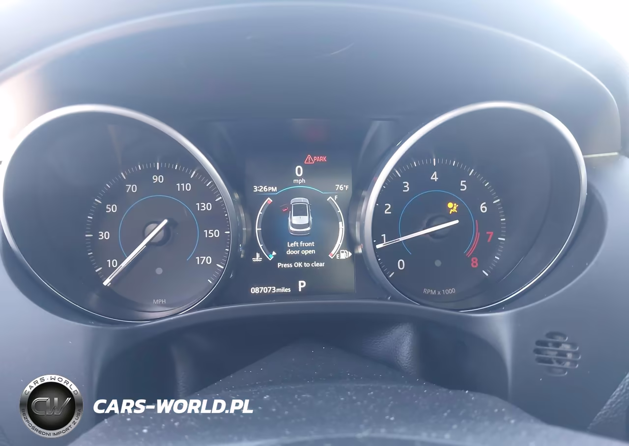 2018 Jaguar F-Pace 25T Premium VIN:SADCJ2FX1JA255105 - 7