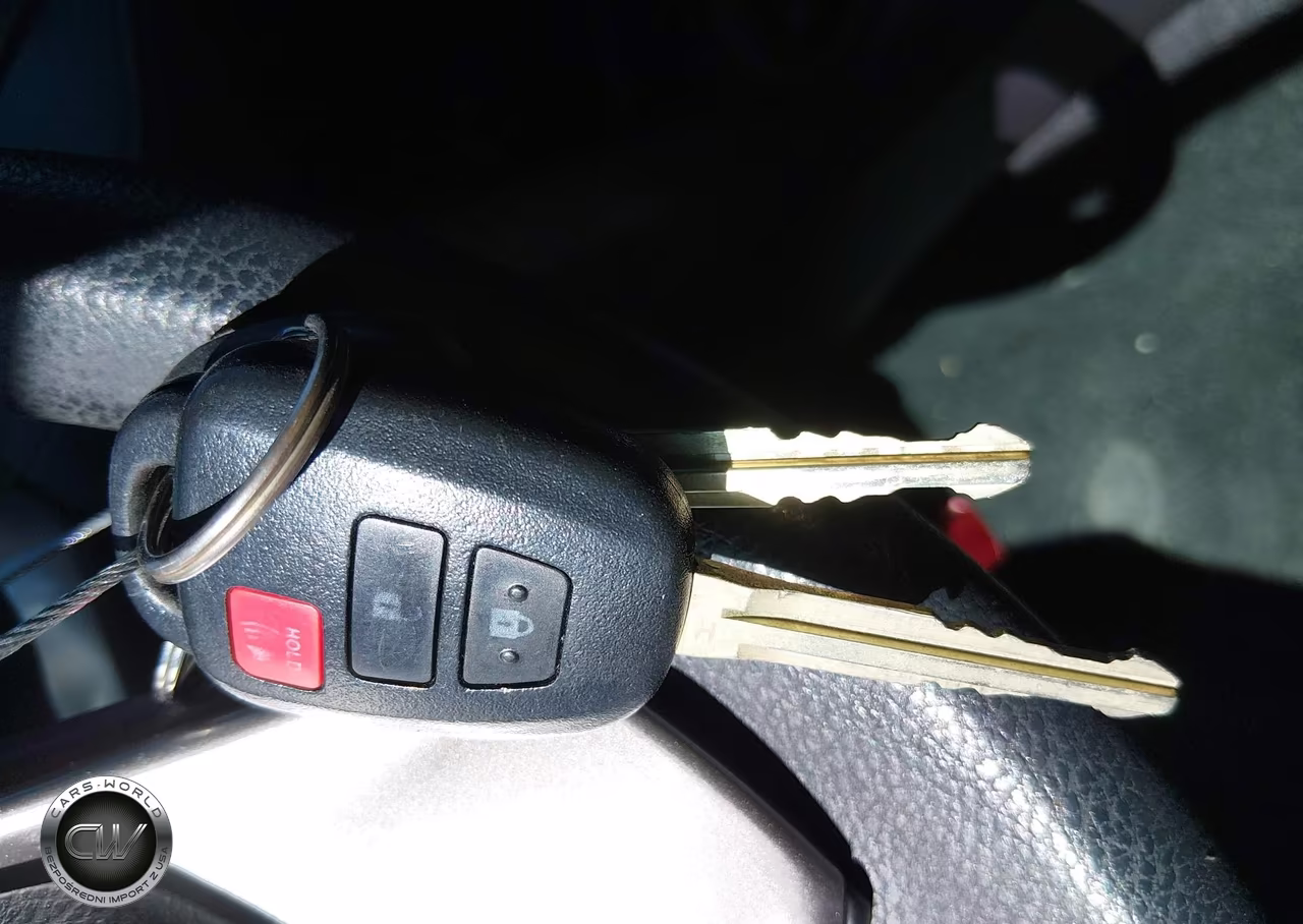 2018 Toyota Rav4 Le VIN:2T3ZFREV4JW430870 - 11