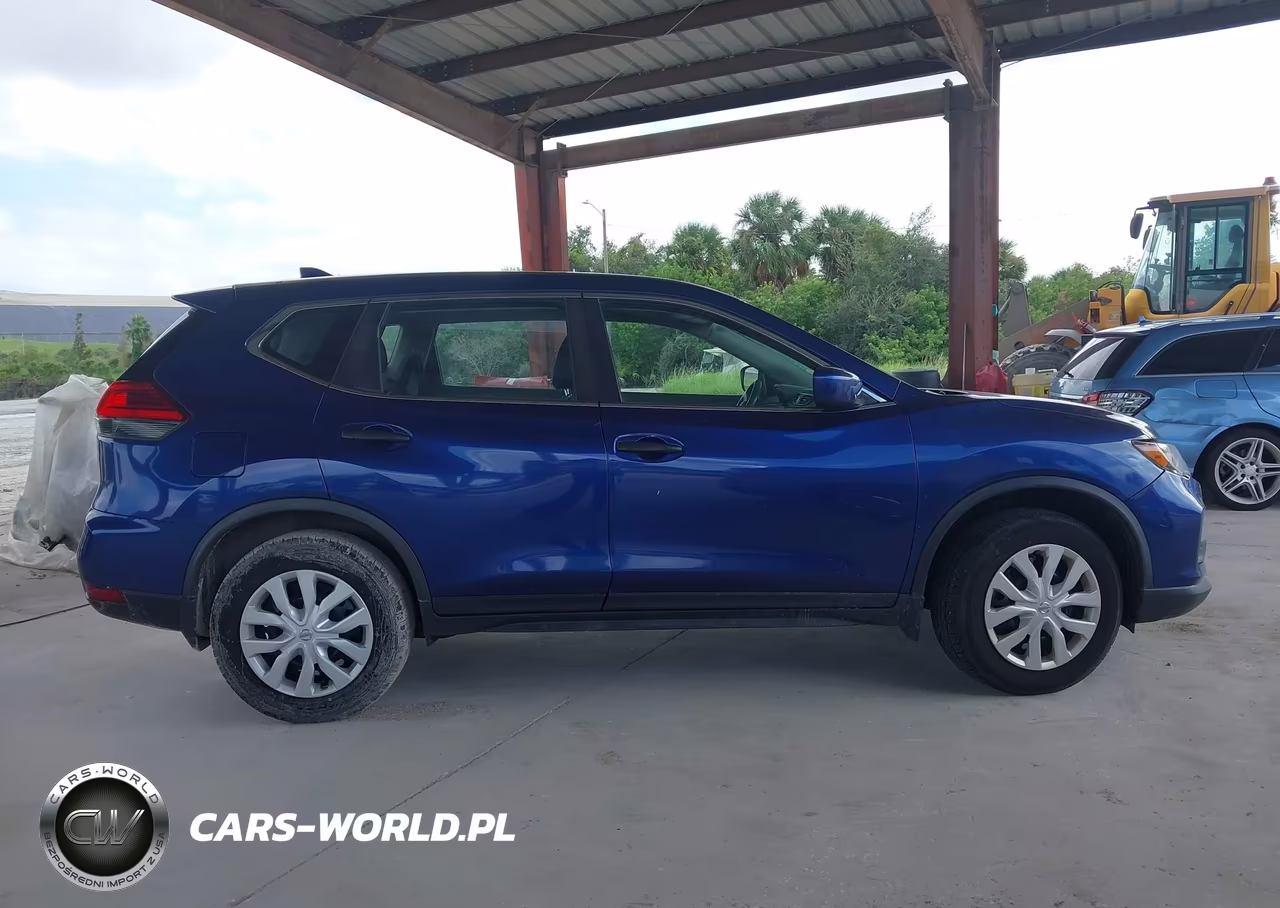 2017 Nissan Rogue S VIN:JN8AT2MV9HW026266 - 13