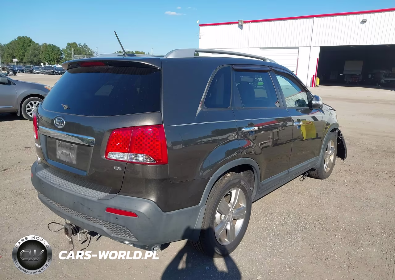 2013 Kia Sorento Ex VIN:5XYKU4A64DG407679 - 4