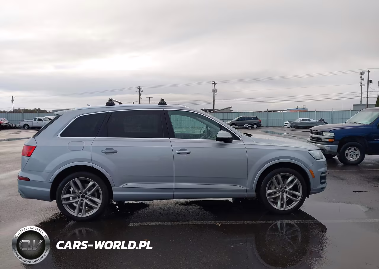 2017 Audi Q7 3.0T Premium VIN:WA1VAAF79HD019609 - 13