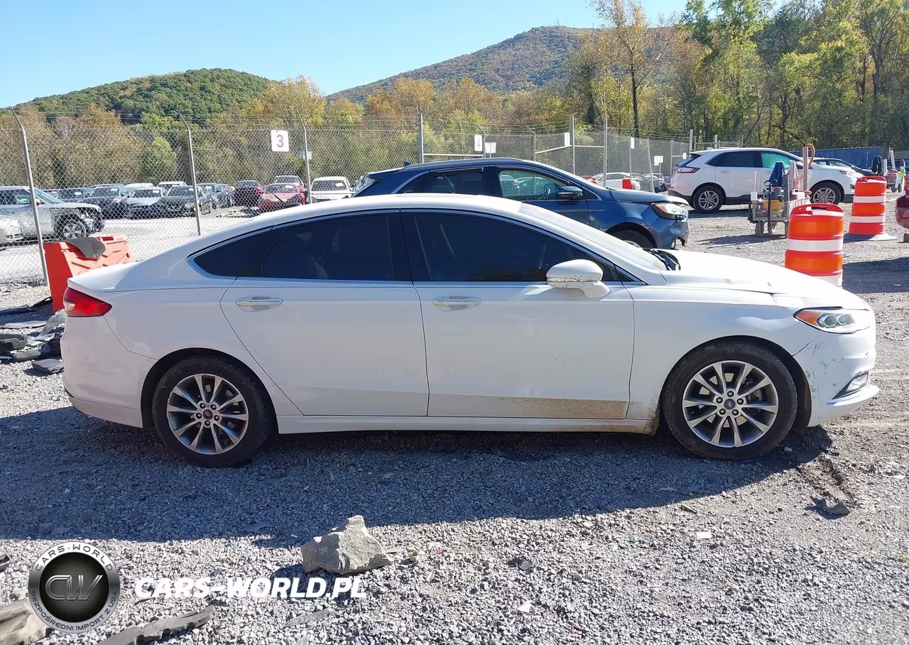 2017 Ford Fusion Se VIN:3FA6P0HD2HR142932 - 13